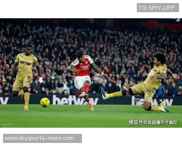 德甲激战巴黎圣日耳曼小胜阿森纳红牌事件引发全场热议与战术解析