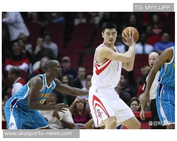 投篮不进姚明的背后故事与篮球精神的深刻启示