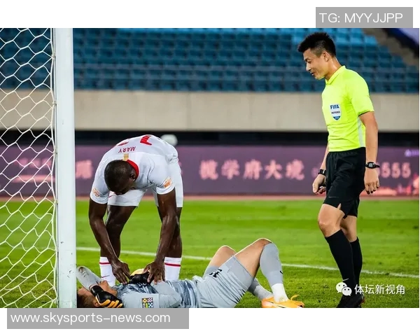 中超激战莱比锡险胜尤文图斯乌龙球引发争议判罚全场沸腾